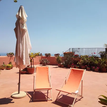 לינה וארוחת בוקר A Casa Di Tommy 4*