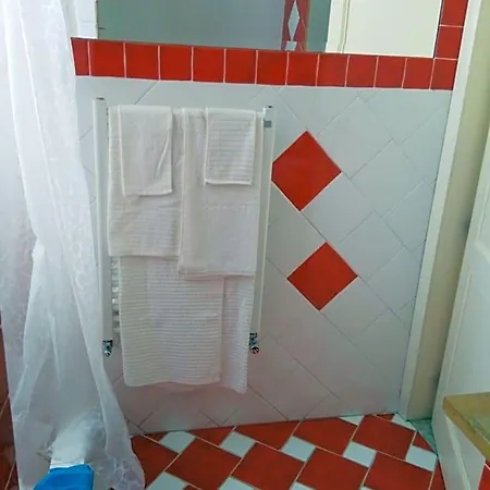 A Casa Di Tommy Bed and Breakfast 4*